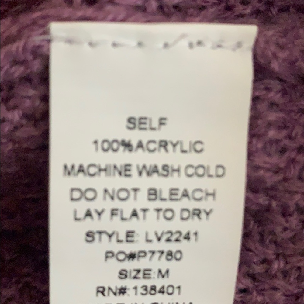 NWOT MEDIUM Oversized Sweater - Picture 5 of 6